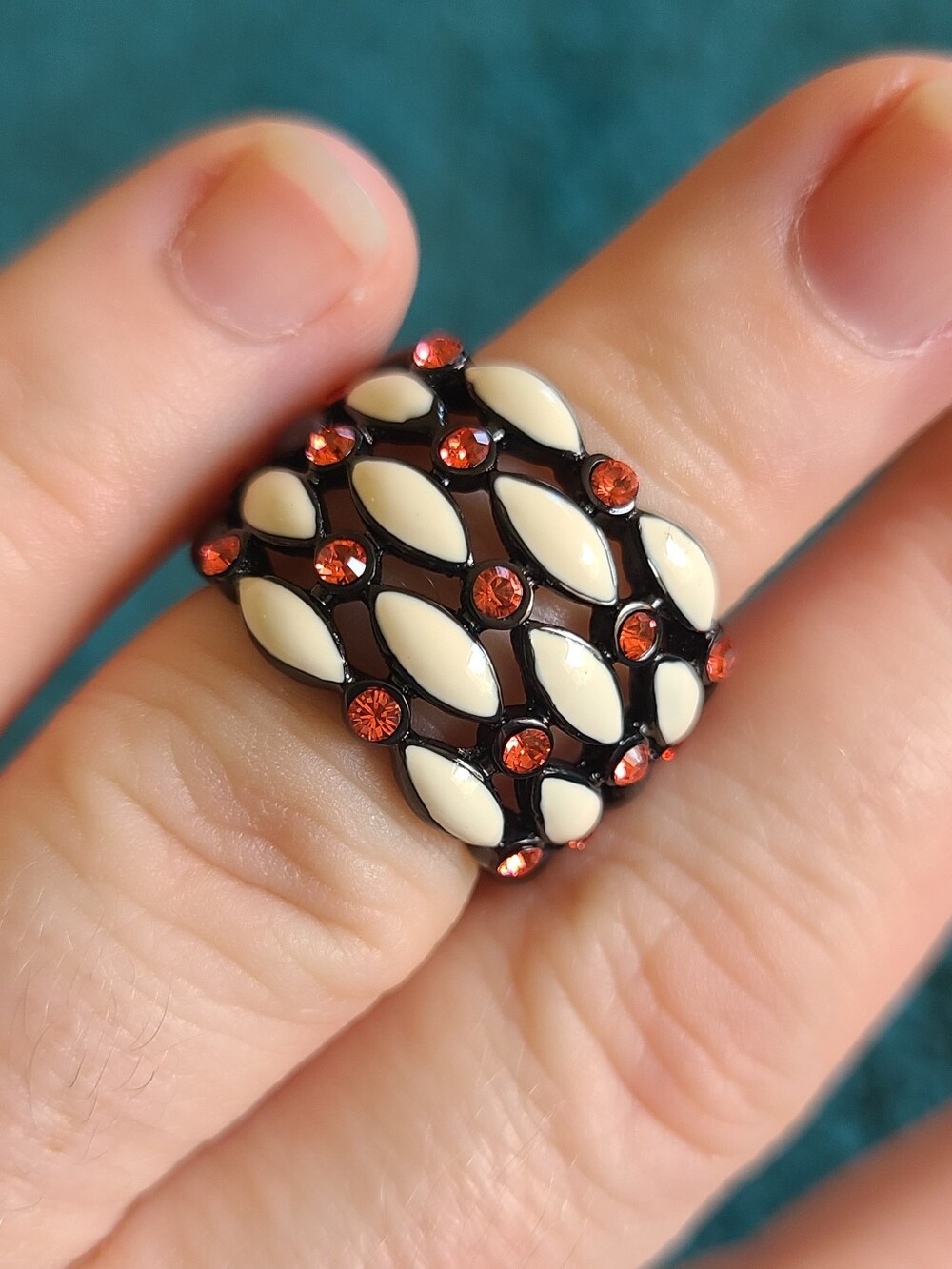 Black Band Ring with Ivory Accents and Garnets - Picture 2 of 7